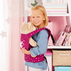 Bayer Design Poppen Draagriem Roze, Met Stippen En Sprookje 11 Bayer Design Poppen Draagriem Roze, Met Stippen En Sprookje -Speelgoedpop bayer design poppen draagriem roze met stippen en sprookje a295843 4